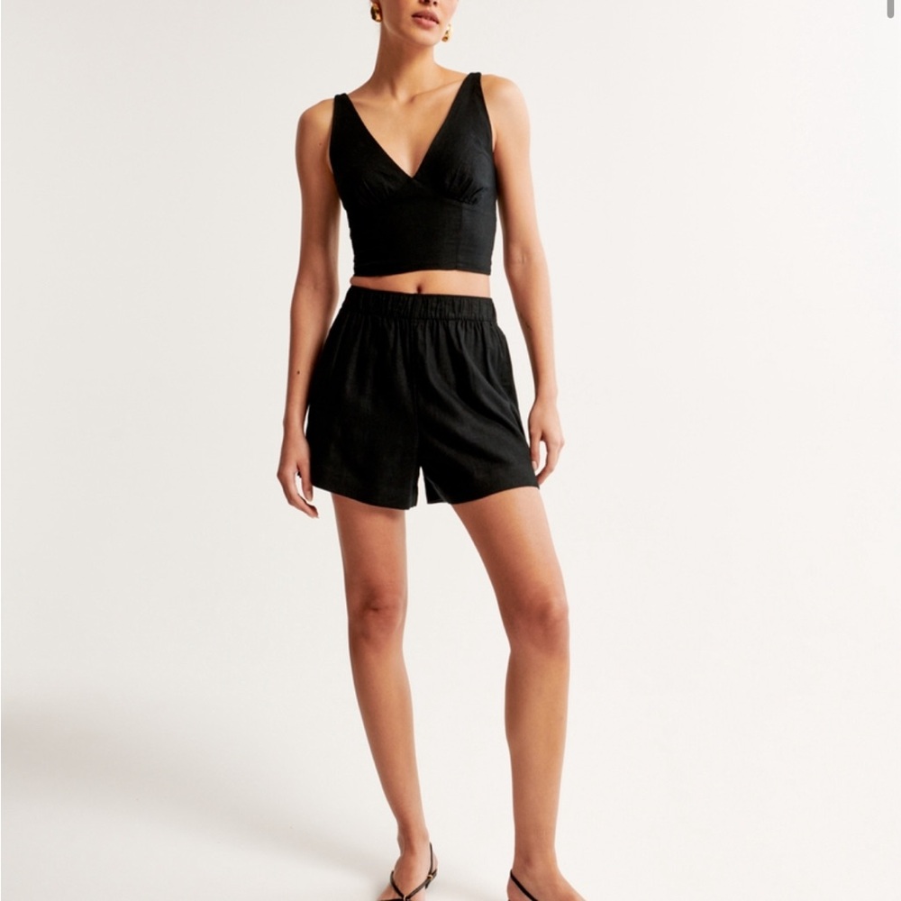 Abercrombie Linen Blend Pull On Short